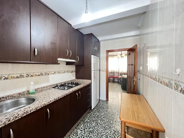 BAJO EN ZONA AVENIDA DE LA LEGION ESTA DISPONIBLE¡¡ photo 0