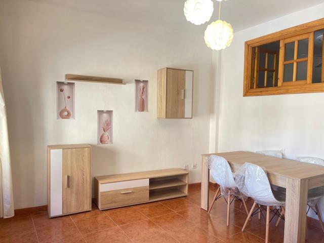 CASA EN ZONA CRUZ BLANCA DIVIDIDA EN DOS APARTAMENTOS MAS GARAJE PUEDE SER TUYA¡¡¡¡¡¡¡¡¡¡¡¡ photo 0