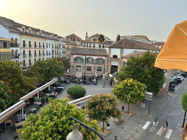 PISO ZONA MERCADO DE ABASTOS CON GARAJE PUEDE SER TUYO¡¡¡ photo 0