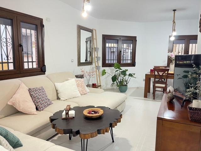 CASA CON PATIO Y TERRAZA MUY BIEN SITUADA BUSCA PROPIETARIO¡¡¡¡¡¡¡¡¡¡ photo 0