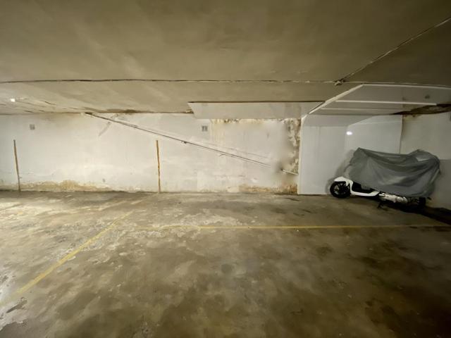 Parking En venta en Donostia-San Sebastián photo 0