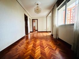 Piso En venta en Donostia-San Sebastián photo 0