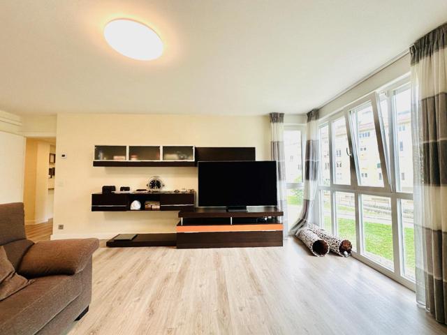 Piso En venta en Donostia-San Sebastián photo 0
