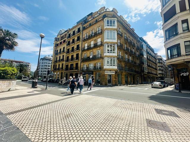 Piso En venta en Donostia-San Sebastián photo 0