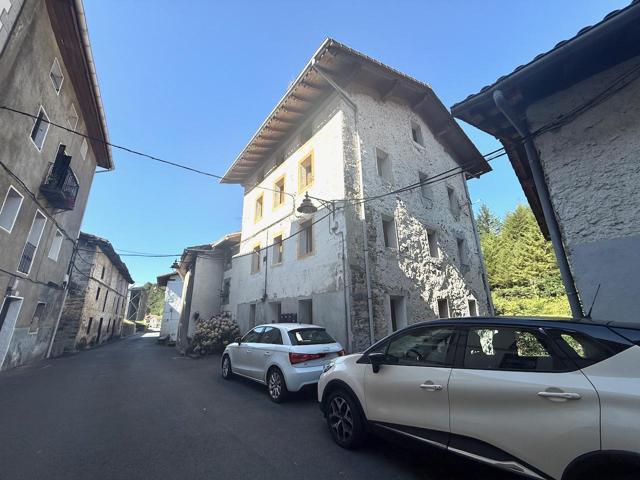 Casa En venta en Azpeitia photo 0