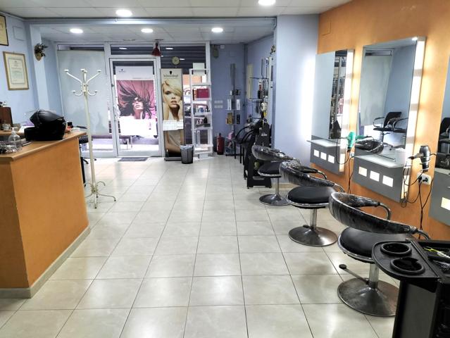 Local En venta en Vilanova i la Geltrú photo 0