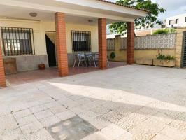 Casa En venta en Vilanova i la Geltrú photo 0
