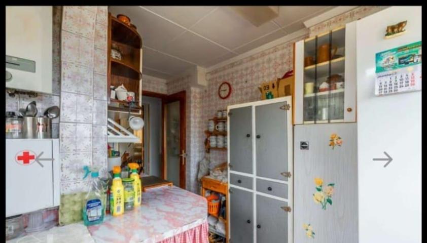 Piso En venta en Monzón photo 0