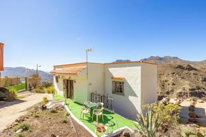 Casa En venta en San Bartolomé de Tirajana photo 0