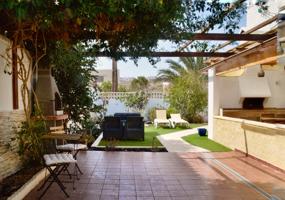 Casa En alquiler en Telde photo 0