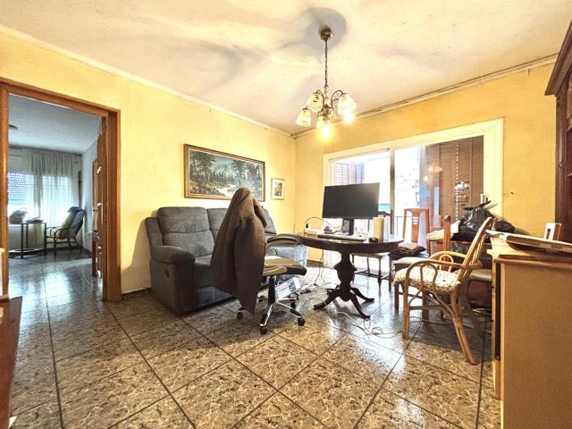Piso En venta en Rubí photo 0