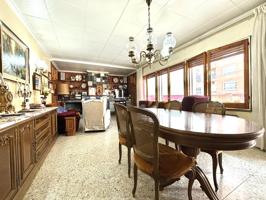 Unifamiliar Pareada En venta en Rubí photo 0