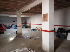 Unifamiliar Pareada En venta en Rubí photo 0