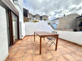 Unifamiliar Pareada En venta en Rubí photo 0