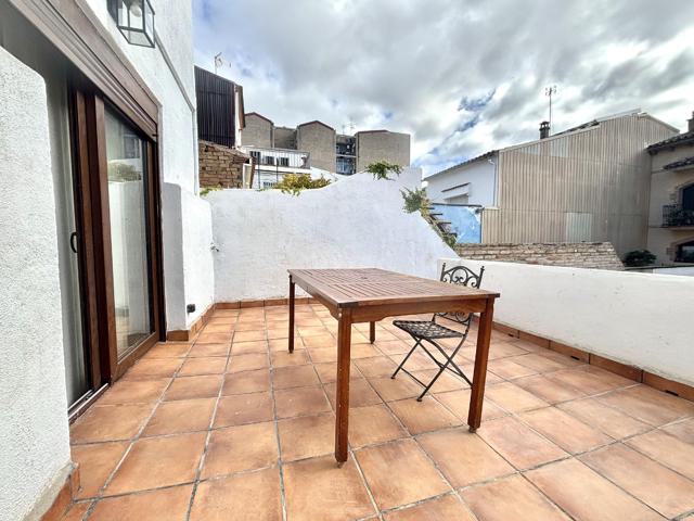 Unifamiliar Pareada En venta en Rubí photo 0