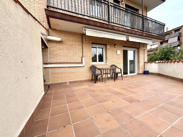 Dúplex En venta en Rubí photo 0