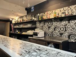 Local En venta en Graus photo 0
