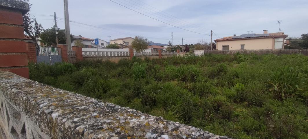 Agrícola En venta en Piera photo 0