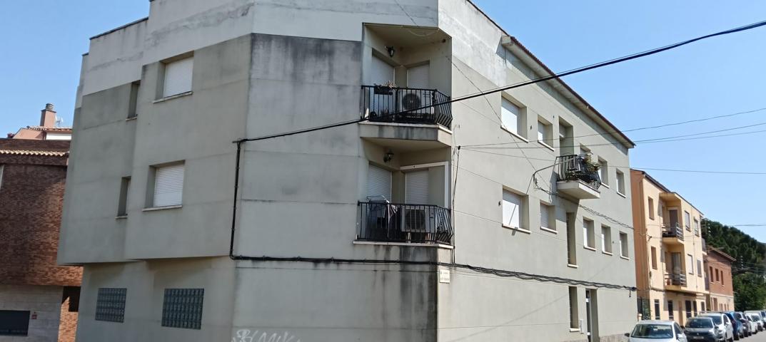 Piso En venta en Els Hostalets de Pierola photo 0