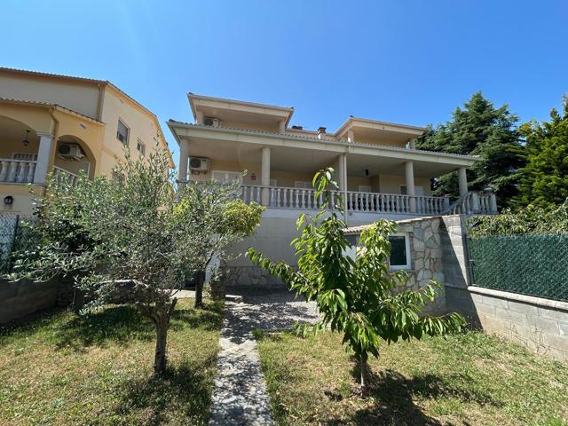 Casa En venta en Piera photo 0