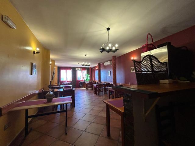 Unifamiliar Pareada En venta en Sant Llorenç d'Hortons photo 0