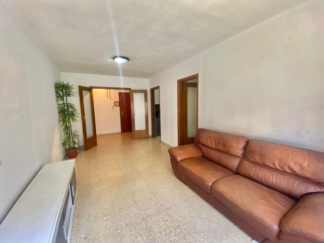 Piso En venta en Molins de Rei photo 0