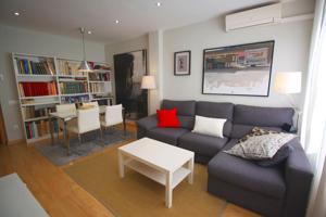 Piso En venta en L'Hospitalet de Llobregat photo 0