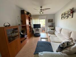 Piso En venta en Molins de Rei photo 0