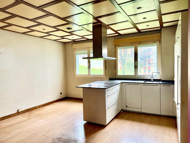 Piso En venta en Bilbao photo 0