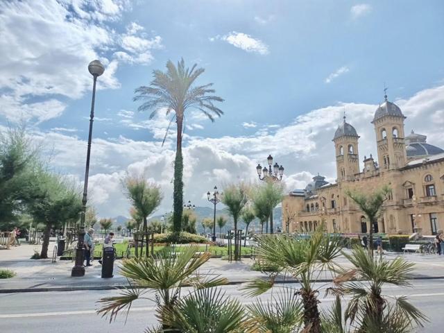 Local En alquiler en Donostia-San Sebastián photo 0