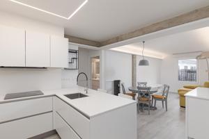 Piso En venta en Donostia-San Sebastián photo 0