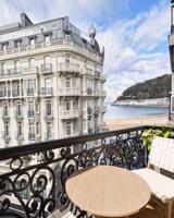 Piso En venta en Donostia-San Sebastián photo 0