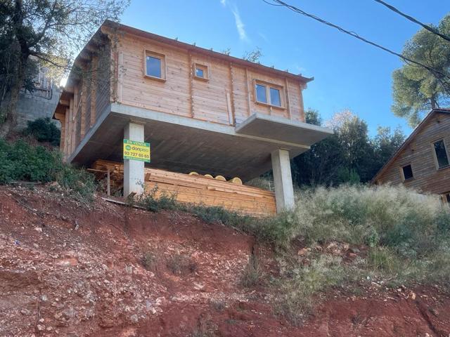 Casa En venta en Castellar del Vallès photo 0