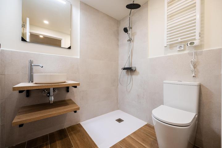 Piso En venta en Terrassa photo 0