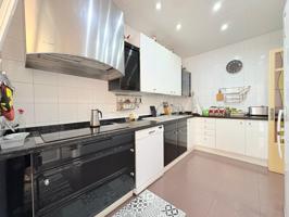 Casa En venta en Sabadell photo 0