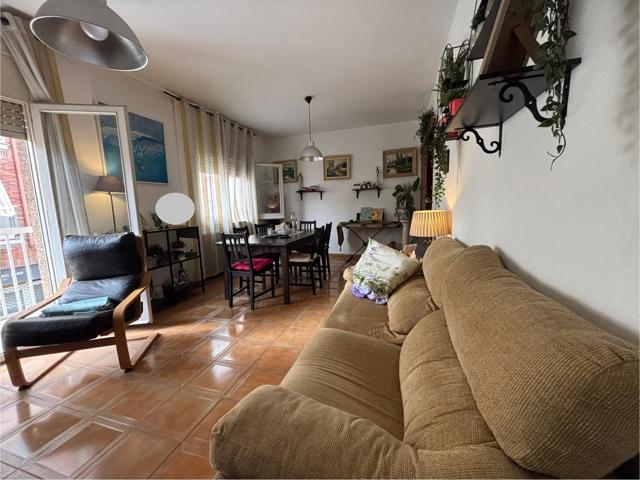 Piso En venta en Ripollet photo 0