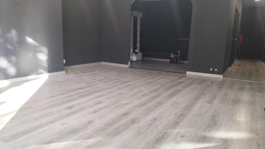 Local En venta en Sabadell photo 0