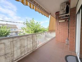 Piso En venta en Palau-solità i Plegamans photo 0