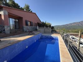 Casa En venta en Castellar del Vallès photo 0