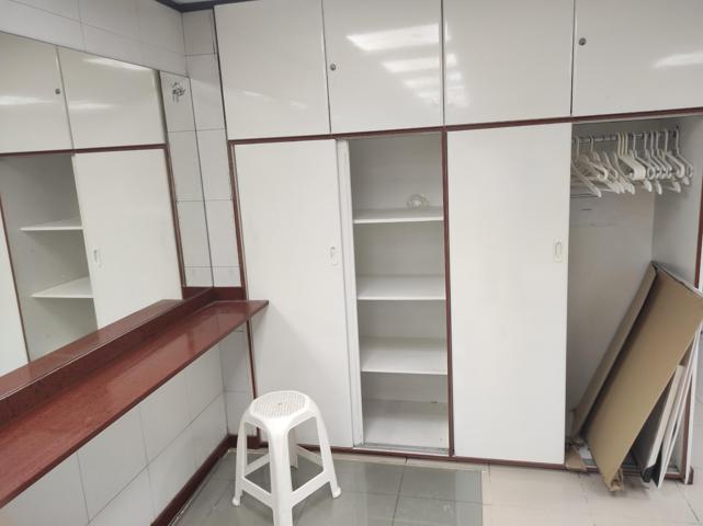 Local En alquiler en Esplugues de Llobregat photo 0