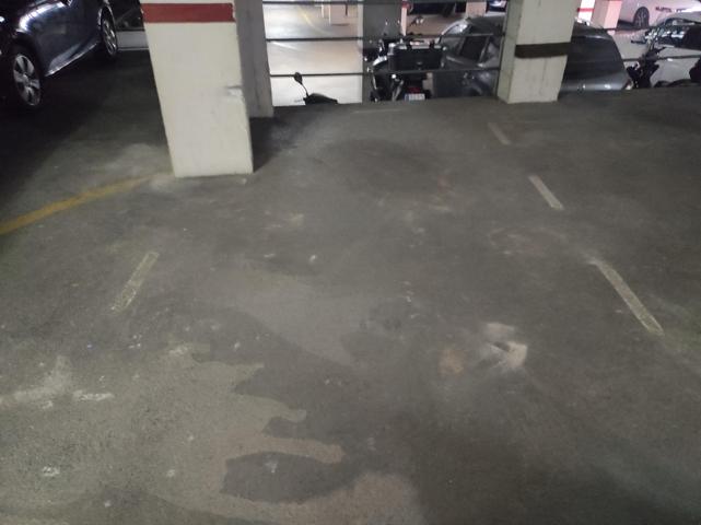 Parking En venta en Esplugues de Llobregat photo 0