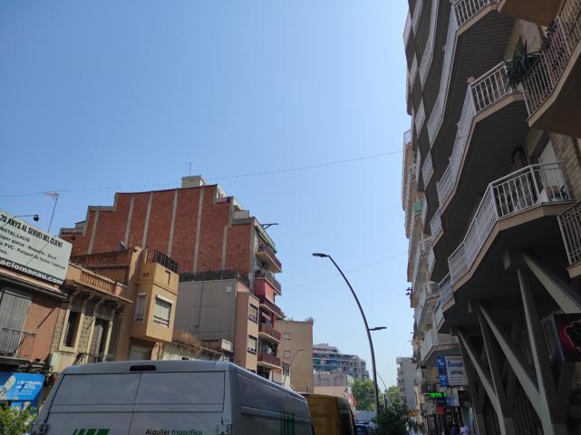 Parking En venta en L'Hospitalet de Llobregat photo 0