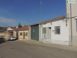 Unifamiliar Pareada En venta en Aldealengua photo 0