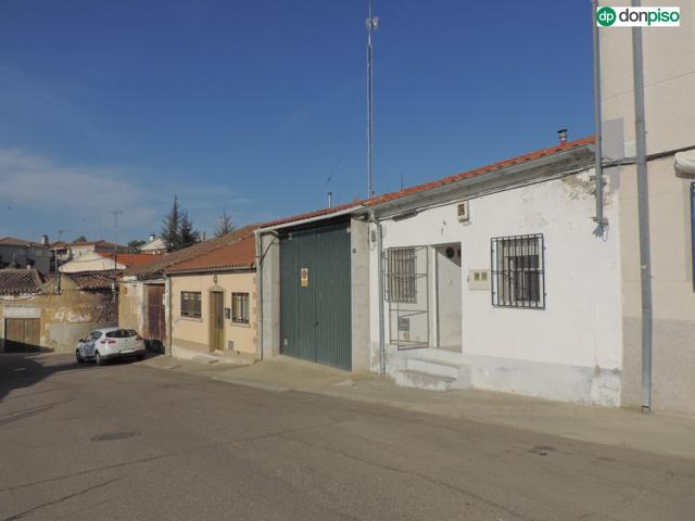 Unifamiliar Pareada En venta en Aldealengua photo 0