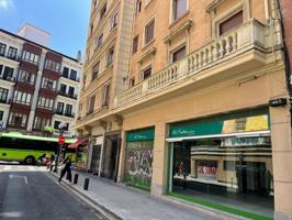 Local En venta en Bilbao photo 0