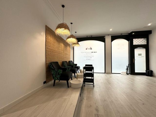 Local En venta en Getxo photo 0