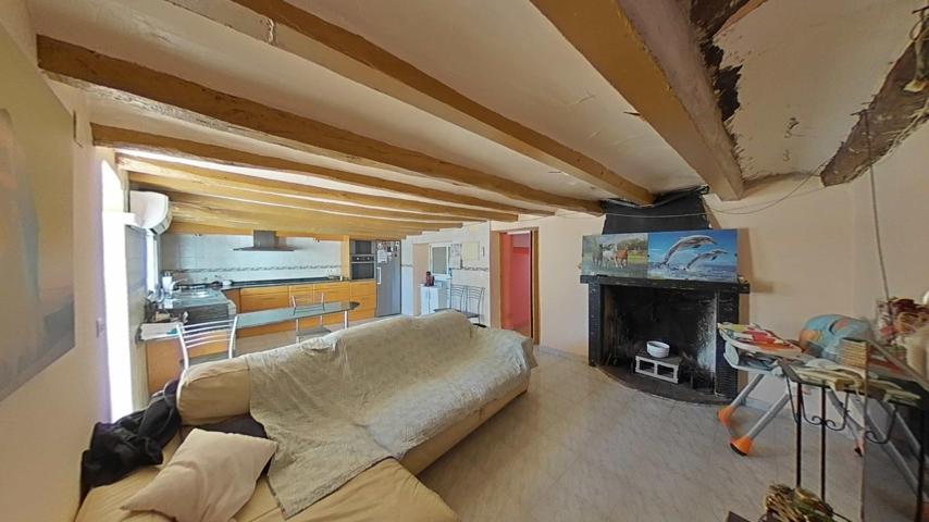 Casa En venta en Torrelles de Foix photo 0