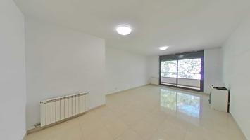 Piso En venta en Vilafranca del Penedès photo 0