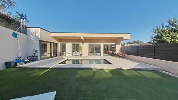 Casa En venta en Sant Pere de Riudebitlles photo 0