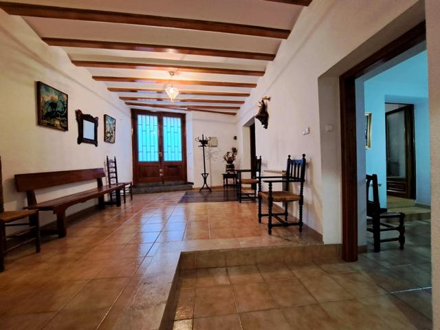 Casa En venta en Olesa de Montserrat photo 0